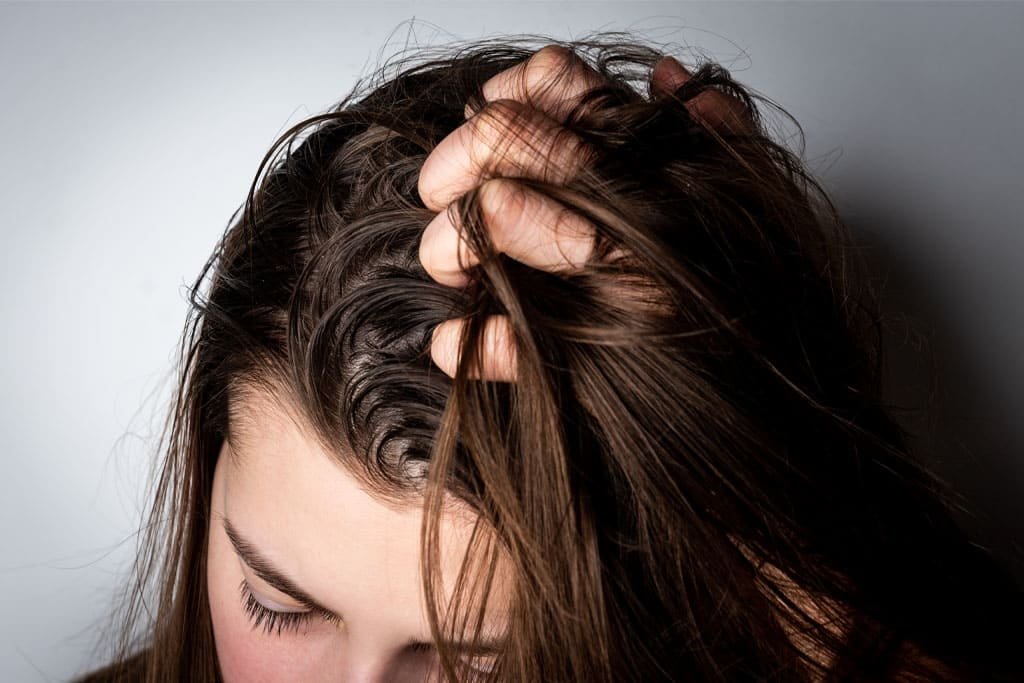 Folículo capilar Inflamado: Causas e Tratamento